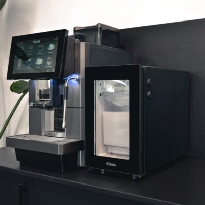 Saeco SE 120 and 21L side fridge